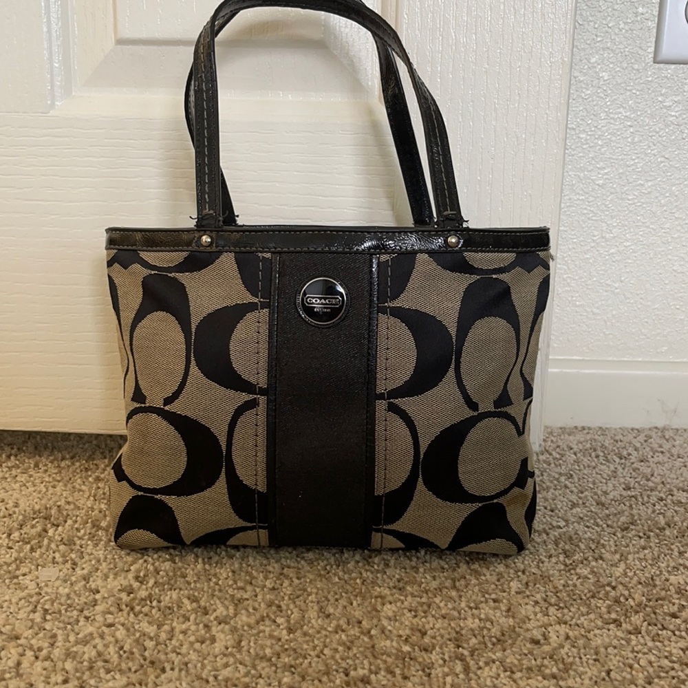Coach hand bag